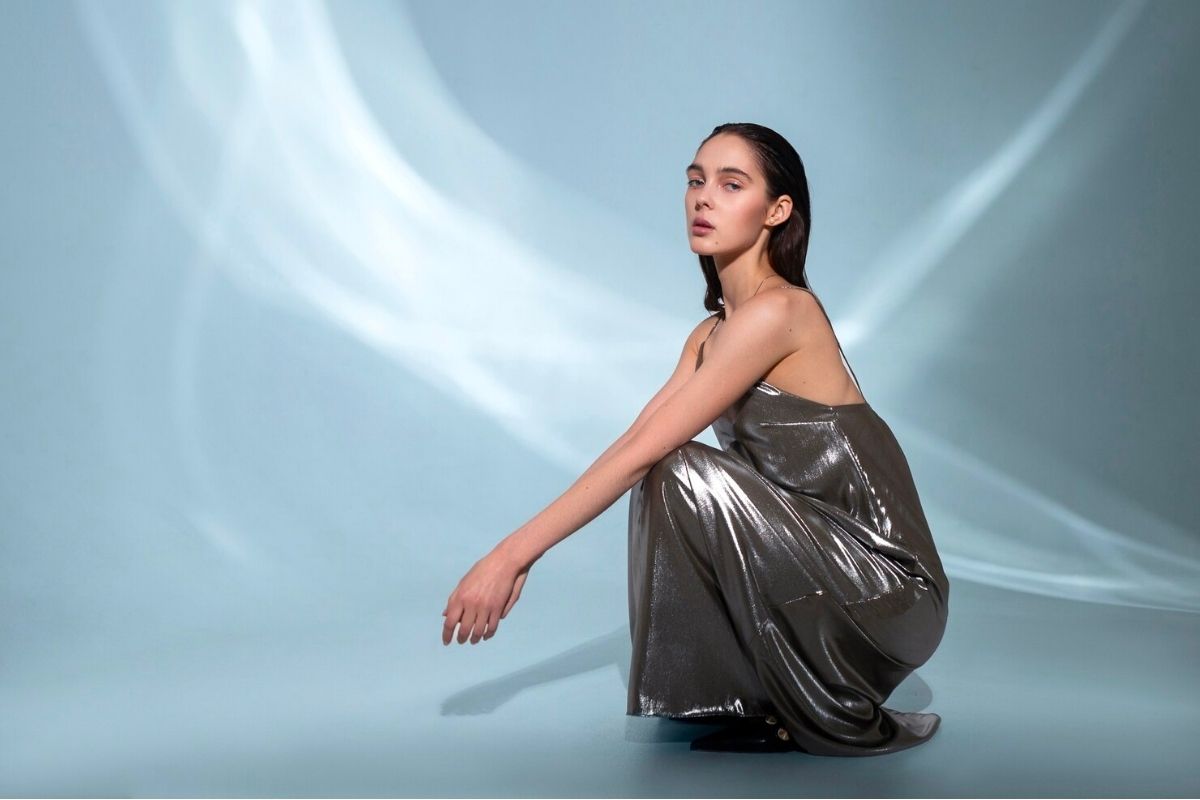 Top 25 best model poses for Fashion Photography