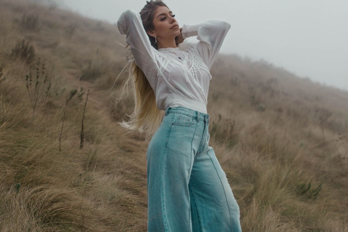 Top 25 best model poses for Fashion Photography